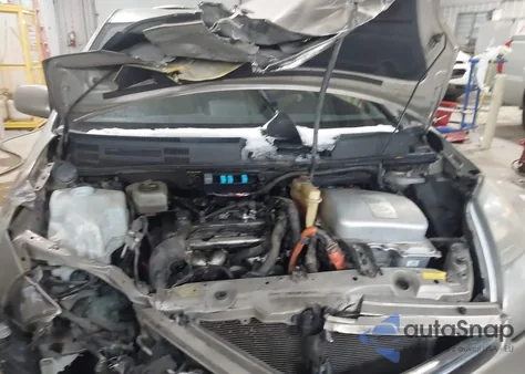 2008 Toyota Prius from USA, damaged, VIN JTDKB20UX83322978